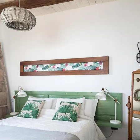 Apartment Casa Botanica - Island Location - 10 Mins Drive To Famara And La Santa *